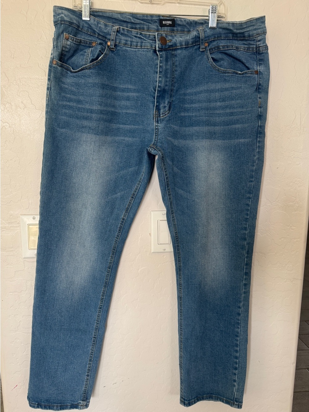 Blu Rock Mens Jeans 38x31 excellent condition